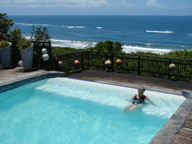 Sunset Beach, Chidenguele: Pool mit Aussicht.