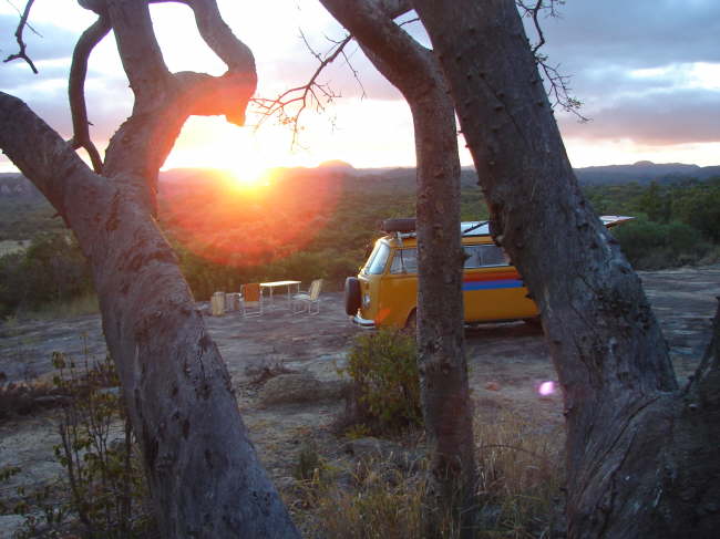 Camp Farmhouse Matobo: Sonnen-A-U-F-gang!